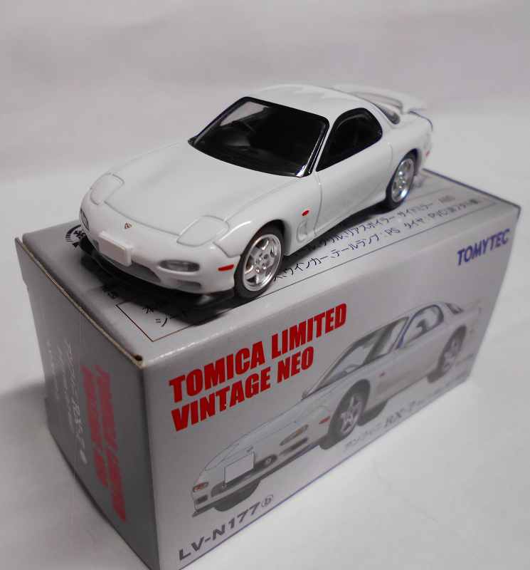 アンフィニ RX-7 タイプRZ(97年式) lv-n177b