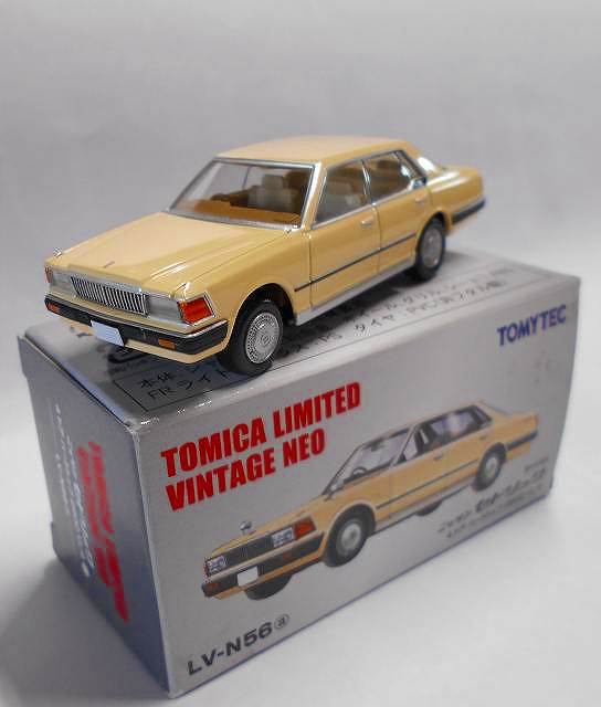 ニッサン セドリック 4ドア HT 2800VL-6 Lv-n56a