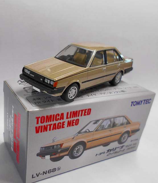 トヨタ カリーナ 1500SG ロードランナーⅡ(82年式) Lv-n68b