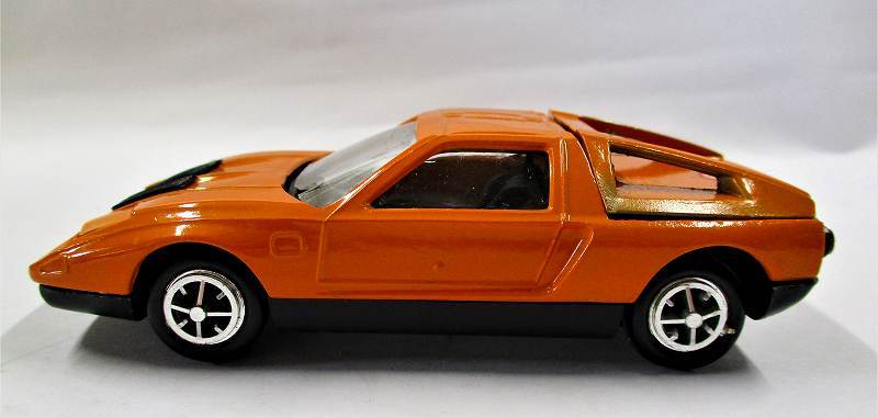 買取品! メルセデス・ベンツ C111 ドイツ・Gama社 箱無し